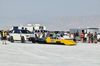 JCB Hydromax Powers To 368.347mph On Road To FIA Record Attempt